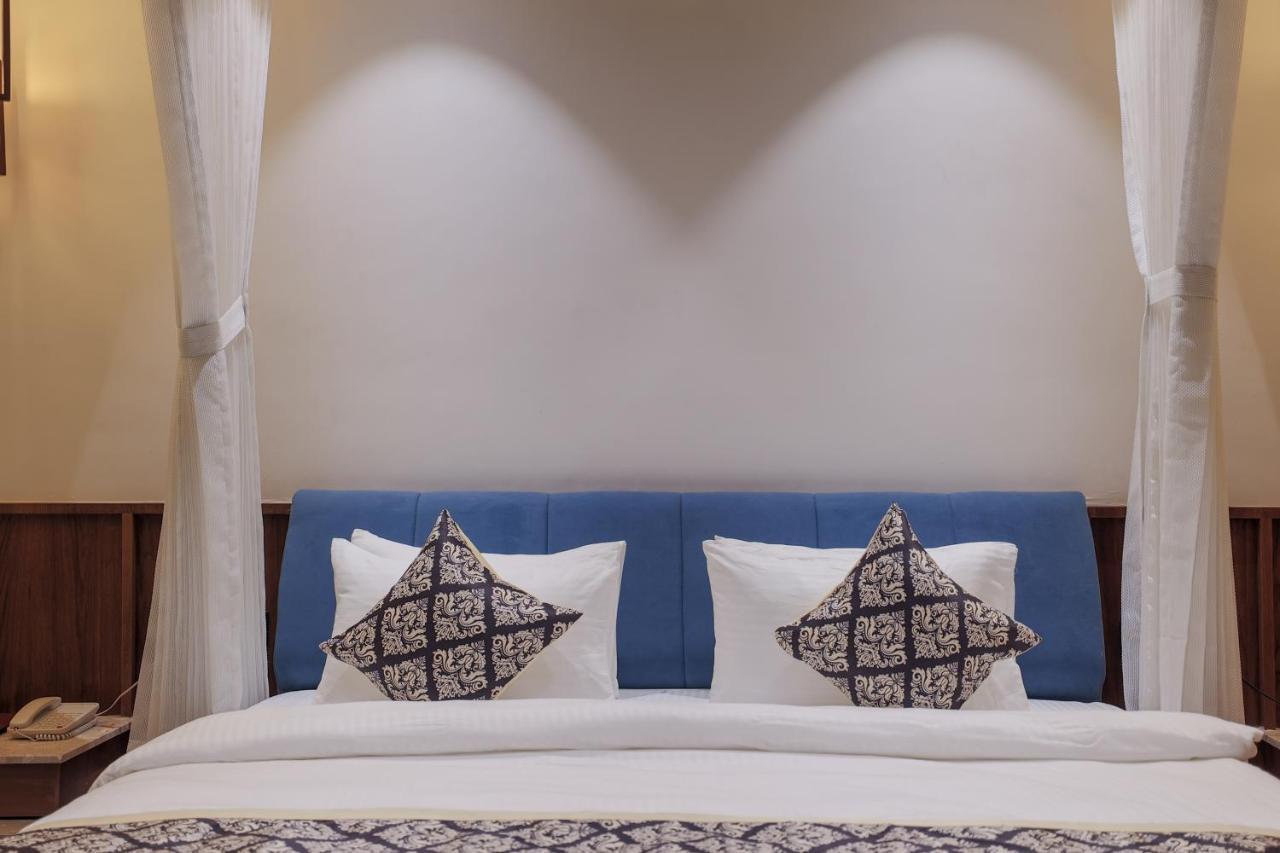 Hotel Aditya Mansingh Inn Szomnáth Kültér fotó