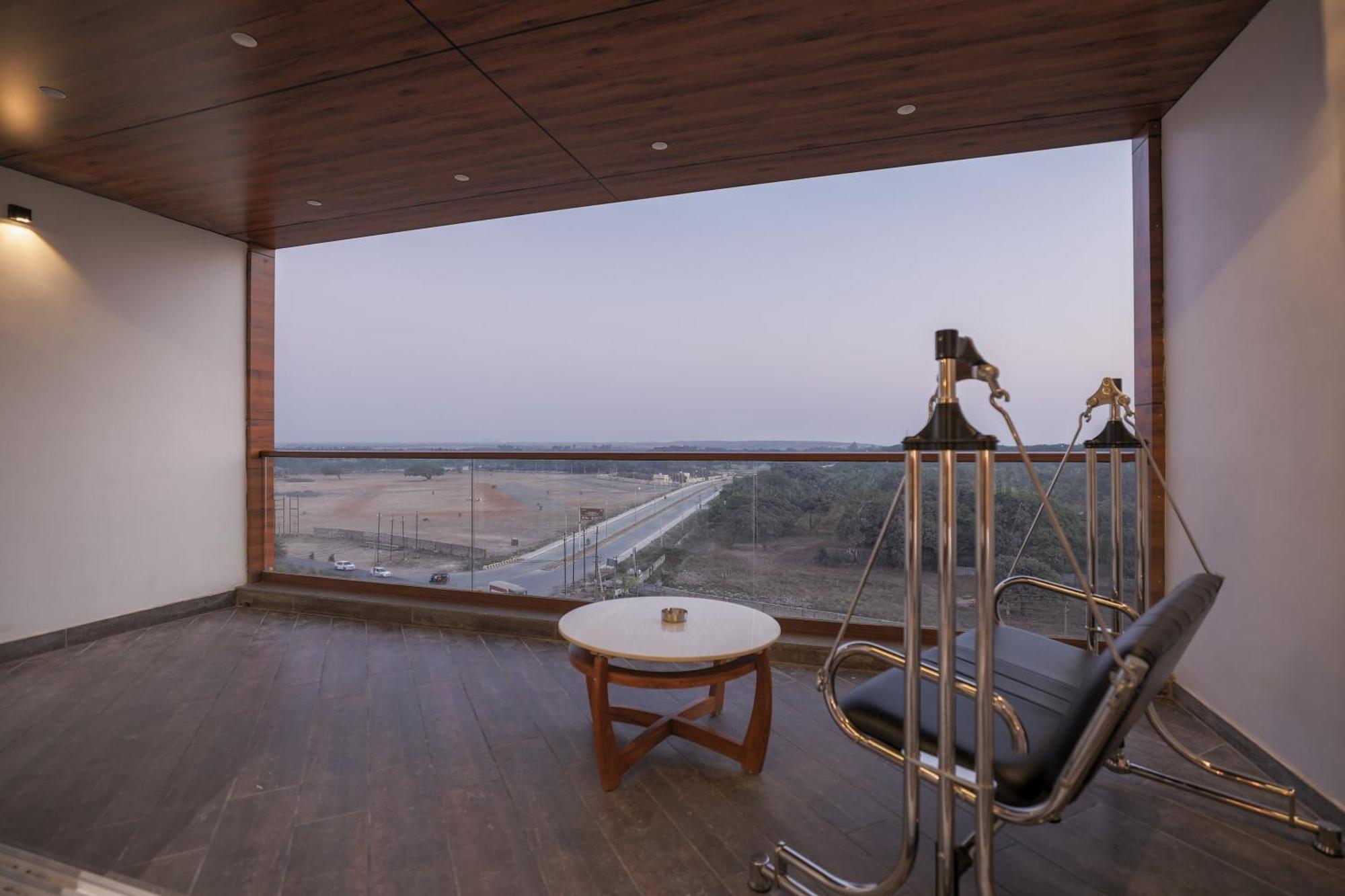 Hotel Aditya Mansingh Inn Szomnáth Kültér fotó