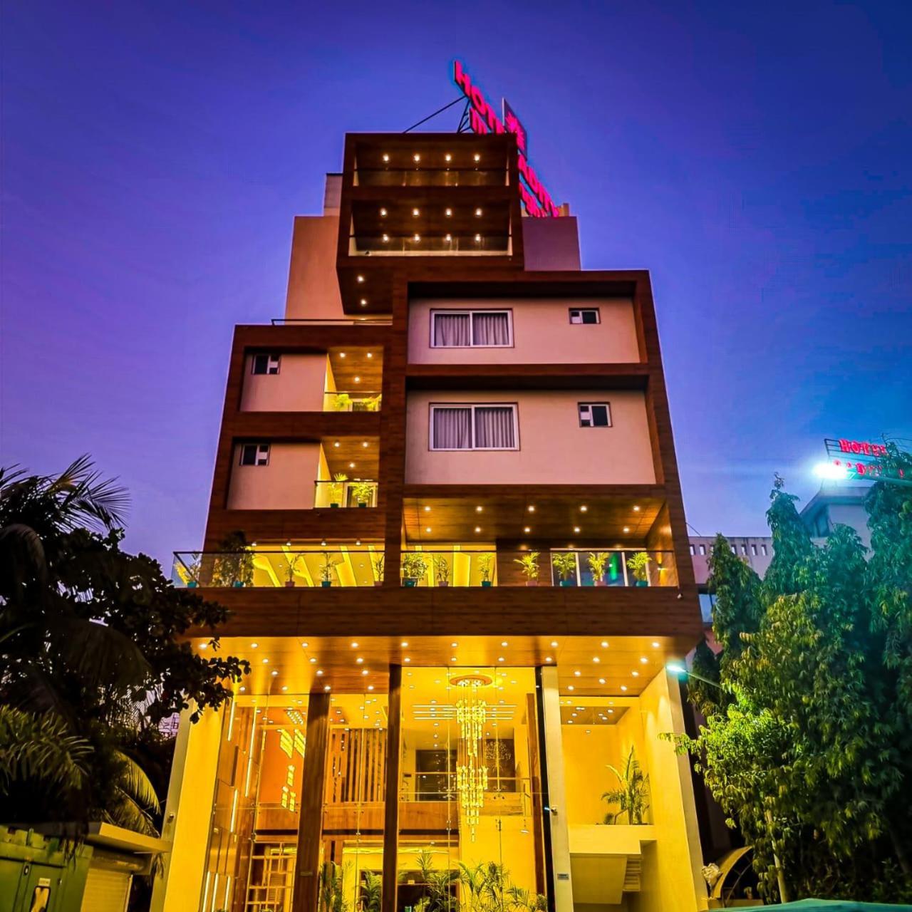 Hotel Aditya Mansingh Inn Szomnáth Kültér fotó