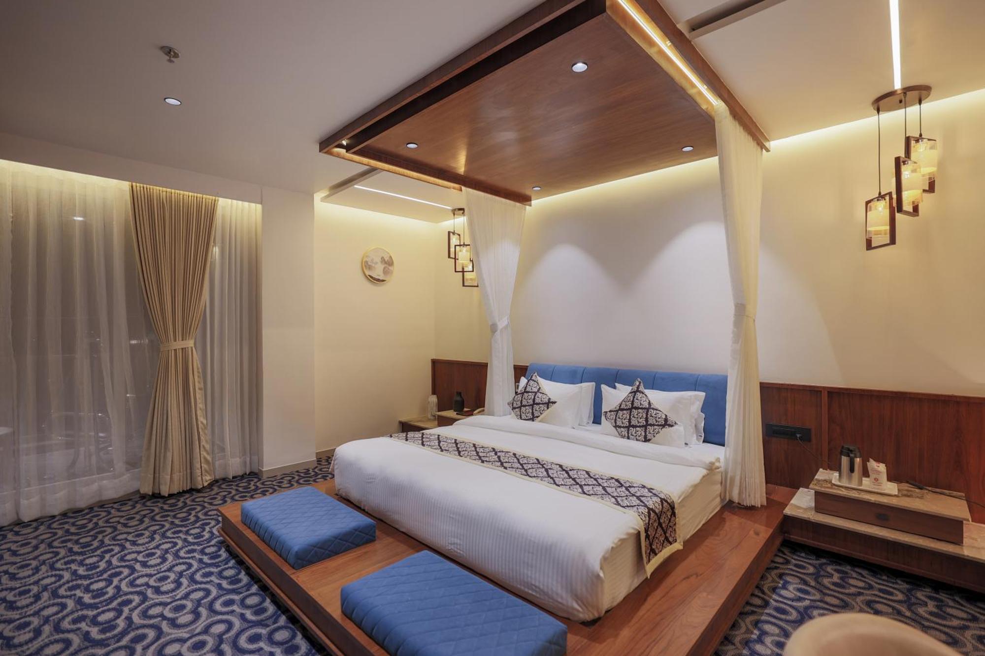 Hotel Aditya Mansingh Inn Szomnáth Kültér fotó